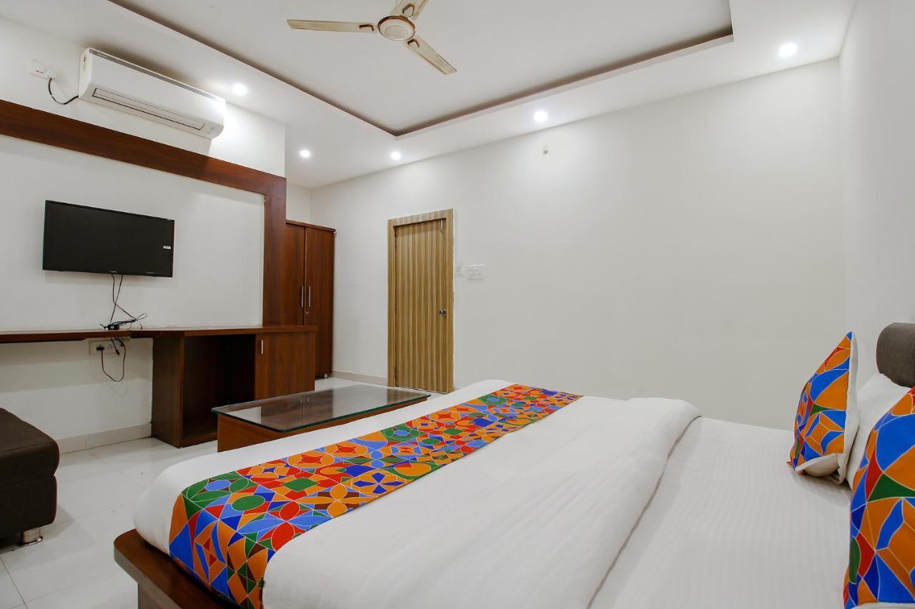 Fabexpress Yuvan Gouharganj Exteriér fotografie